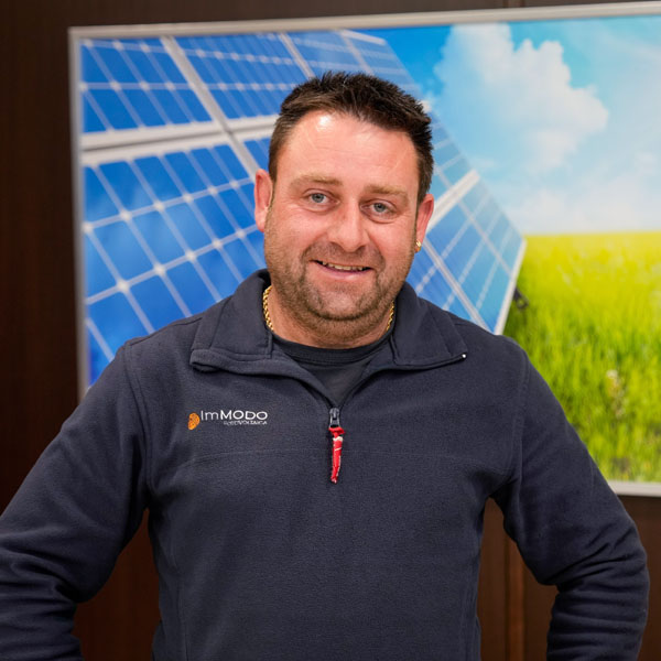 Urbano Montoya - Técnico Fotovoltáico