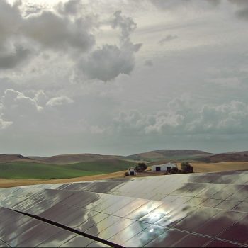 Instalación del parque solar Cañamero