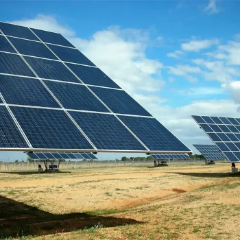 parque-solar-casas-de-haro